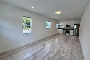 102 S K St, Lake Worth, FL 33460 - Photo 3