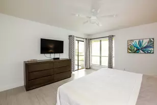 3 Lexington Ln E, Palm Beach Gardens, FL 33418 - Photo 9