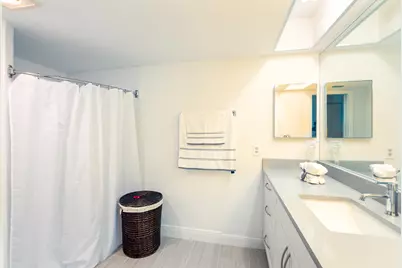 3 Lexington Lane E #A, Palm Beach Gardens, FL 33418 - Photo 5
