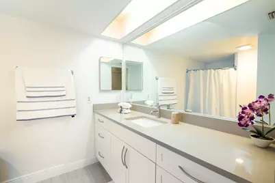 3 Lexington Lane E #A, Palm Beach Gardens, FL 33418 - Photo 13