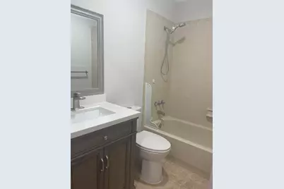 19823 NW 64th Place, Hialeah, FL 33015 - Photo 7
