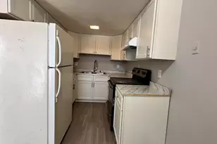 105 NE 6th Ave, Boynton Beach, FL 33435 - Photo 5