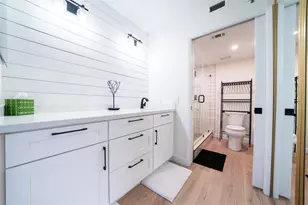 2240 N Cypress Bend Dr, Pompano Beach, FL 33069 - Photo 11