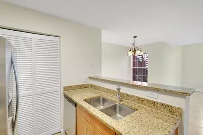 1385 Crystal Way #M, Delray Beach, FL 33444 - Photo 13