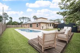 1091 SE Spinnaker Ave, Port Saint Lucie, FL 34983 - Photo 23