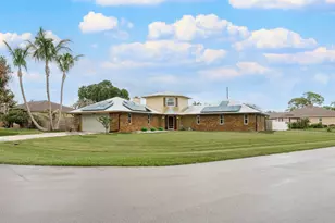 1091 SE Spinnaker Ave, Port Saint Lucie, FL 34983 - Photo 1