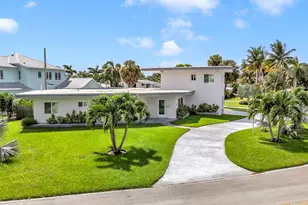 2812 NE 27th St, Lighthouse Point, FL 33064 - Photo 3