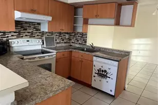 15690 SW 82nd Cir Ln, Miami, FL 33193 - Photo 5