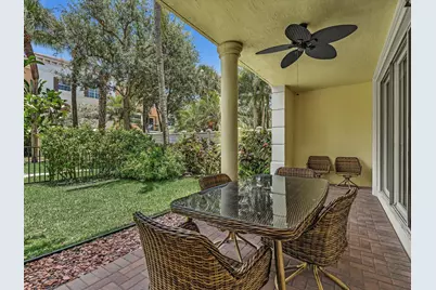 5575 NE Trieste Way, Boca Raton, FL 33487 - Photo 9