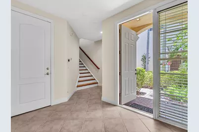 5575 NE Trieste Way, Boca Raton, FL 33487 - Photo 3