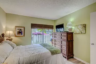 3667 Cape Pointe Cir, Jupiter, FL 33477 - Photo 23