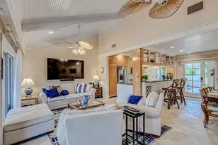 3667 Cape Pointe Cir, Jupiter, FL 33477 - Photo 17