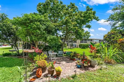 52 Kingswood C, West Palm Beach, FL 33417 - Photo 21