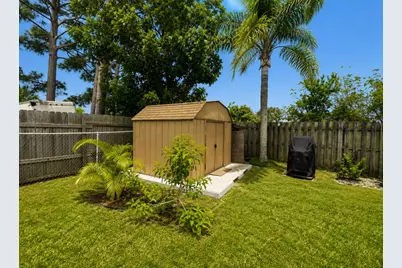 882 SE Walters Terrace, Port Saint Lucie, FL 34983 - Photo 23