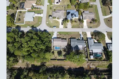 882 SE Walters Terrace, Port Saint Lucie, FL 34983 - Photo 49