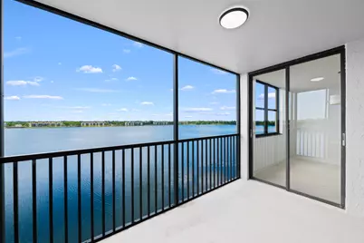 105 Lake Emerald Drive #706, Oakland Park, FL 33309 - Photo 3