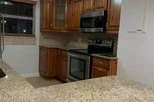 232 Maplecrest Cir, Jupiter, FL 33458 - Photo 3