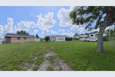 372 NW Airoso Boulevard, Port Saint Lucie, FL 34983 - Photo 15