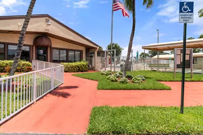 317 Knotty Pine Circle #D-2, Greenacres, FL 33463 - Photo 19