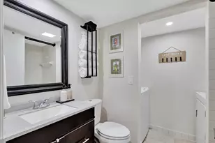 99 Lake Arbor Dr, Palm Springs, FL 33461 - Photo 11