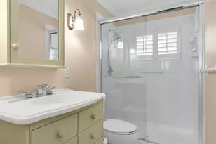 2930 Crosley Dr E, West Palm Beach, FL 33415 - Photo 25