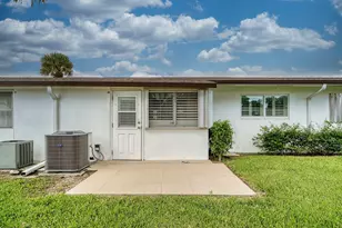 2930 Crosley Dr E, West Palm Beach, FL 33415 - Photo 27