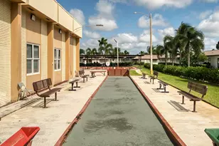 2930 Crosley Dr E, West Palm Beach, FL 33415 - Photo 37
