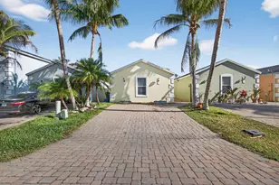 3125 Shelby Way Way, Palm Springs, FL 33461 - Photo 1