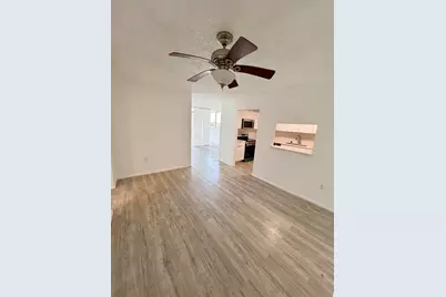 12500 NE 15th Avenue #516, North Miami, FL 33161 - Photo 3