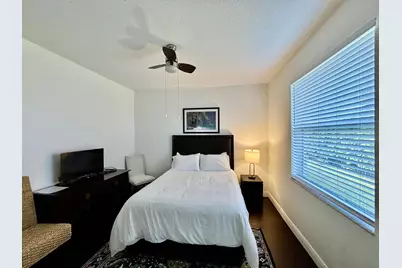 1920 S Club Drive, Wellington, FL 33414 - Photo 29