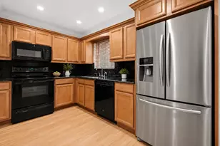 190 Lake Evelyn Dr, West Palm Beach, FL 33411 - Photo 7