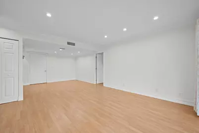 190 Lake Evelyn Drive #190, West Palm Beach, FL 33411 - Photo 5