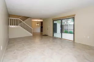 818 8th Ct, Palm Beach Gardens, FL 33410 - Photo 3