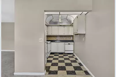 111 Sheffield E, West Palm Beach, FL 33417 - Photo 23