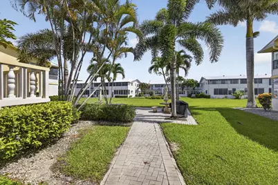 111 Sheffield E, West Palm Beach, FL 33417 - Photo 41