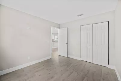 265 SW Dalton Circle, Port Saint Lucie, FL 34953 - Photo 17