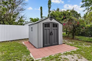 265 SW Dalton Cir, Port Saint Lucie, FL 34953 - Photo 25