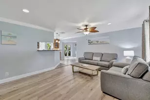 925 NE 25th Ave, Pompano Beach, FL 33062 - Photo 7