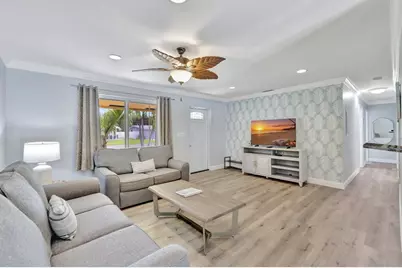 925 NE 25th Avenue, Pompano Beach, FL 33062 - Photo 9