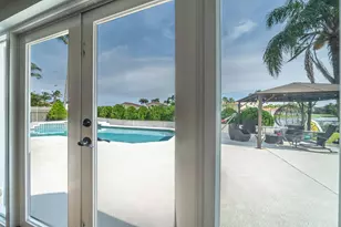 18438 NW 11th St, Pembroke Pines, FL 33029 - Photo 17