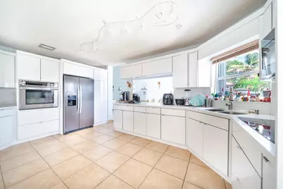 18438 NW 11th Street, Pembroke Pines, FL 33029 - Photo 13