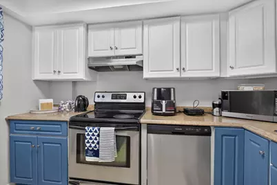 118 Royal Pk Drive #1f, Oakland Park, FL 33309 - Photo 5
