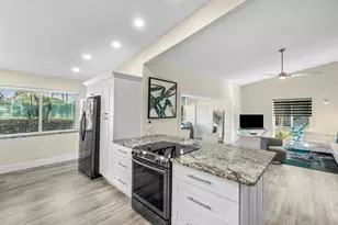 732 Lago Rd, Delray Beach, FL 33445 - Photo 11