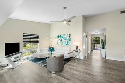 732 Lago Road, Delray Beach, FL 33445 - Photo 5
