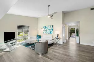732 Lago Rd, Delray Beach, FL 33445 - Photo 5