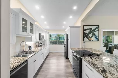 732 Lago Road, Delray Beach, FL 33445 - Photo 9