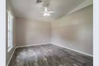 1456 25th Court SW, Vero Beach, FL 32962 - Photo 5