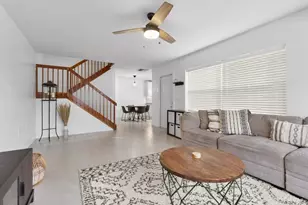 18 Amherst Ct, Royal Palm Beach, FL 33411 - Photo 5