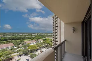 2450 Presidential Way, West Palm Beach, FL 33401 - Photo 27