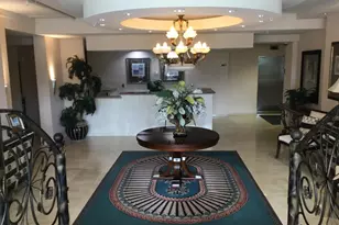 1000 Spanish River Rd, Boca Raton, FL 33432 - Photo 3